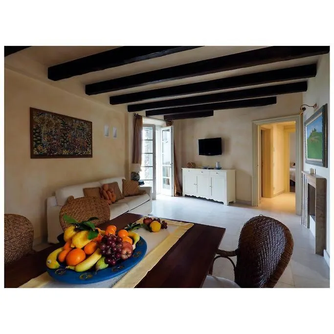 Apartment Appartamento La Mimosa Monti di Licciana Nardi Italy