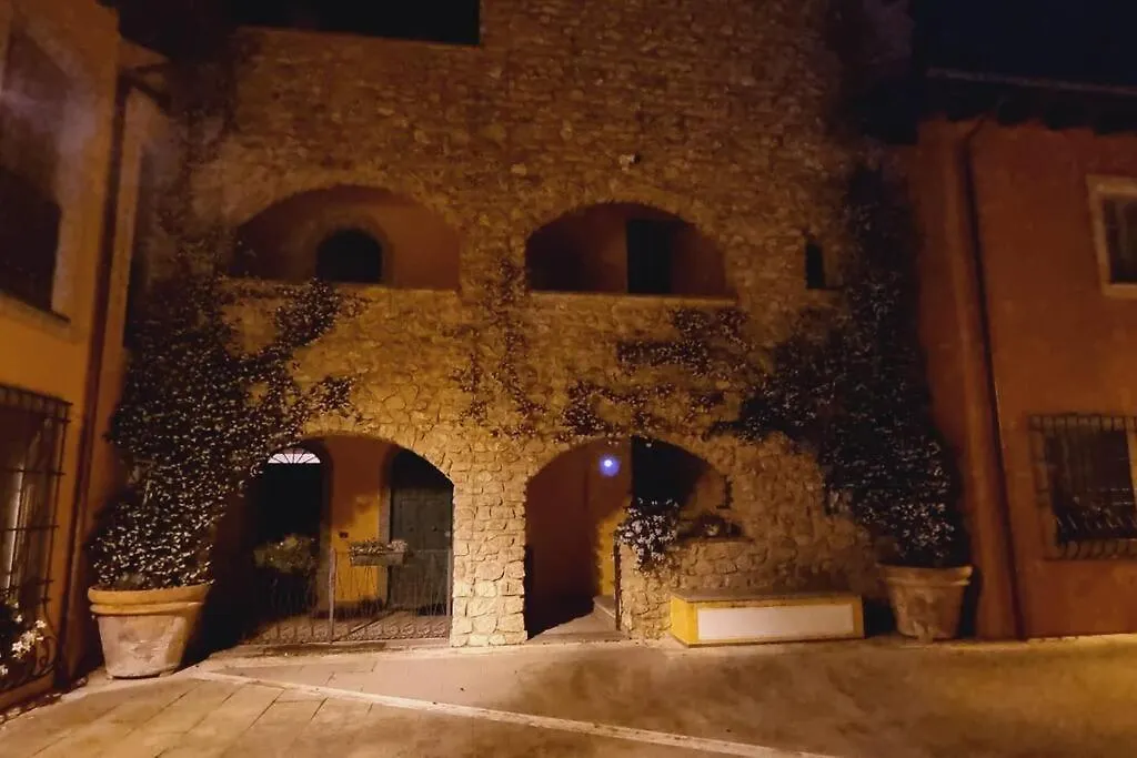 Appartamento La Mimosa Monti di Licciana Nardi Apartment